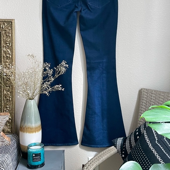 L’Agence Élysée Low-Rise Dark Denim Flare Jeans - Picture 5 of 16